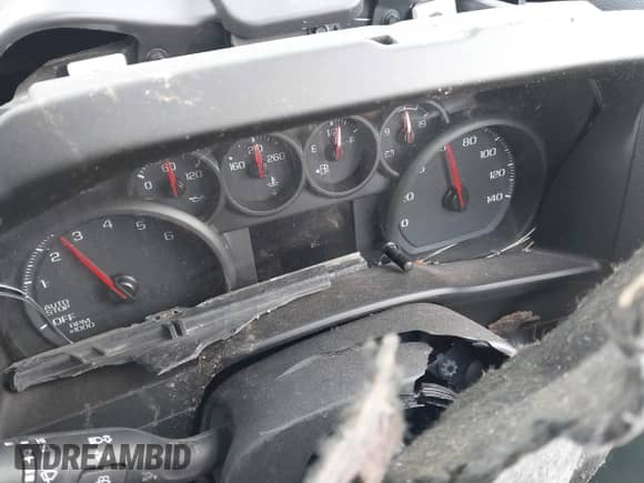 2020 Chevrolet Silverado 1500 Custom z VIN 3GCPWBEK6LG217622, wystawiony jako IAAI lot #41374300 z przebiegiem Nie podano mil oraz . Historia ofert i sprzedaży dostępna na DreamBid. Obrazek 7.
