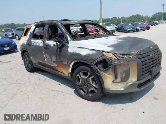 2025 Hyundai Palisade SEL Premium z VIN KM8R4DGE2SU907103, wystawiony jako IAAI lot #42741258 z przebiegiem Nie podano mil oraz . Historia ofert i sprzedaży dostępna na DreamBid. Obrazek 1.
