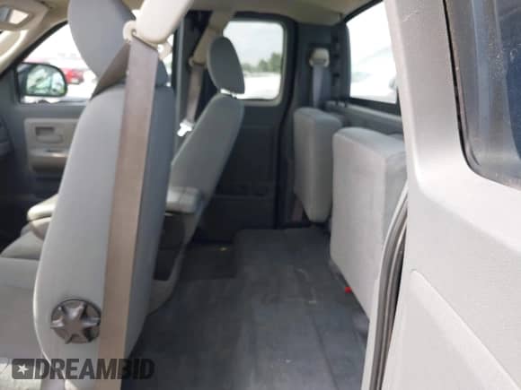 2005 Dodge Dakota SLT with VIN 1D7HW42NX5S133626, listed as a IAAI auction lot 42537340 with 194,432 mi miles and . Bid and sale history available at DreamBid. Image 8.