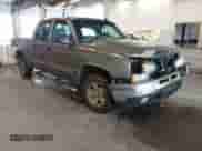 2006 Chevrolet Silverado 1500 LT3 z VIN 2GCEK13T661134570, wystawiony jako IAAI lot #43357401 z przebiegiem 238 723 mil mil oraz . Historia ofert i sprzedaży dostępna na DreamBid. Obrazek 1.