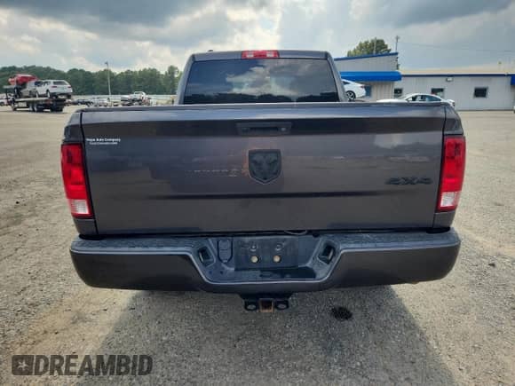 2018 Ram 1500 Express z VIN 1C6RR7FT6JS284562, wystawiony jako Copart lot #69349945 z przebiegiem 115 574 mil mil oraz Szkoda całkowita • Salvage title. Historia ofert i sprzedaży dostępna na DreamBid. Obrazek 6.