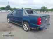 2007 Chevrolet Avalanche 3LT z VIN 3GNFK12307G183463, wystawiony jako IAAI lot #42738078 z przebiegiem 334 542 mil mil oraz . Historia ofert i sprzedaży dostępna na DreamBid. Obrazek 3.