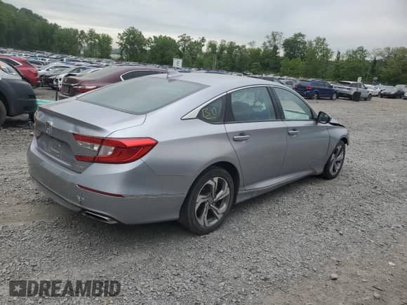 2018 Honda Accord EX-L with VIN 1HGCV2F67JA003769, listed as a Copart auction lot 58046595 with 58,651 mi miles and Salvage title. Bid and sale history available at DreamBid. Image 3.