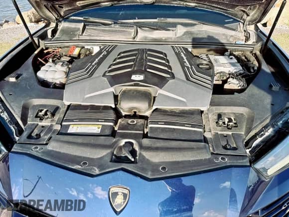 2019 Lamborghini Urus с VIN ZPBUA1ZL7KLA02968, выставлен на аукционе Copart как лот 70348795 с пробегом 9 750 миль миль и Списание • Salvage title. История ставок и продаж доступна на DreamBid. Изображение 7.