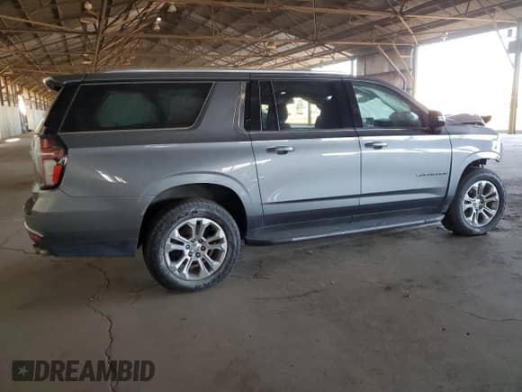 2022 Chevrolet Suburban Premier с VIN 1GNSKFKD0NR137682, выставлен на аукционе Copart как лот 42317075 с пробегом 51 164 миль миль и Чистый • Clean title. История ставок и продаж доступна на DreamBid. Изображение 3.