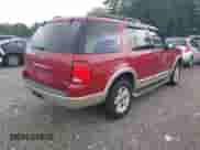2005 Ford Explorer Eddie Bauer с VIN 1FMZU74E85UA96482, выставлен на аукционе IAAI как лот 42612997 с пробегом 184 911 миль миль и . История ставок и продаж доступна на DreamBid. Изображение 4.