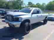 2006 Dodge 2500 SLT z VIN 1D7KS28C16J151063, wystawiony jako IAAI lot #42454688 z przebiegiem 284 260 mil mil oraz . Historia ofert i sprzedaży dostępna na DreamBid. Obrazek 18.