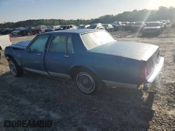 1983 Chevrolet Caprice с VIN 2G1AN69H3D1204702, выставлен на аукционе Copart как лот 52093575 с пробегом 35 621 миль миль и Списание • Salvage title. История ставок и продаж доступна на DreamBid. Изображение 2.