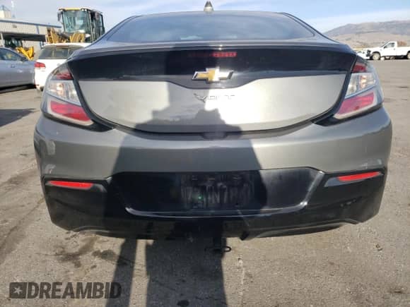 2017 Chevrolet Volt LT z VIN 1G1RC6S56HU216815, wystawiony jako Copart lot #68440102 z przebiegiem 58 171 mil mil oraz . Historia ofert i sprzedaży dostępna na DreamBid. Obrazek 6.