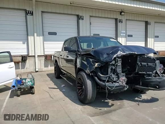 2018 Ram 1500 Big Horn z VIN 1C6RR7LT5JS155992, wystawiony jako Copart lot #68515175 z przebiegiem 169 602 mil mil oraz Szkoda całkowita • Salvage title. Historia ofert i sprzedaży dostępna na DreamBid. Obrazek 14.