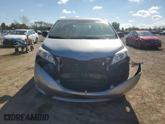 2017 Toyota Sienna L with VIN 5TDZZ3DC2HS855245, listed as a Copart auction lot 81205815 with 210,363 mi miles and Salvage title. Bid and sale history available at DreamBid. Image 5.