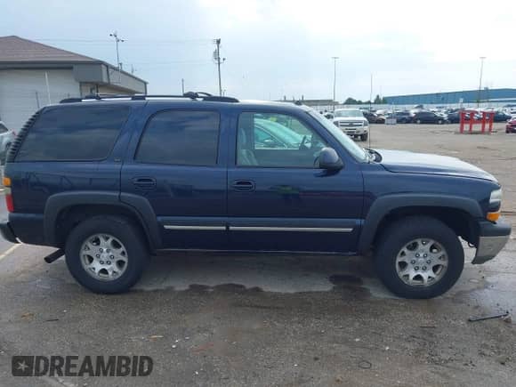 2005 Chevrolet Tahoe LS с VIN 1GNEK13T75J104358, выставлен на аукционе IAAI как лот 42456378 с пробегом 213 558 миль миль и . История ставок и продаж доступна на DreamBid. Изображение 13.