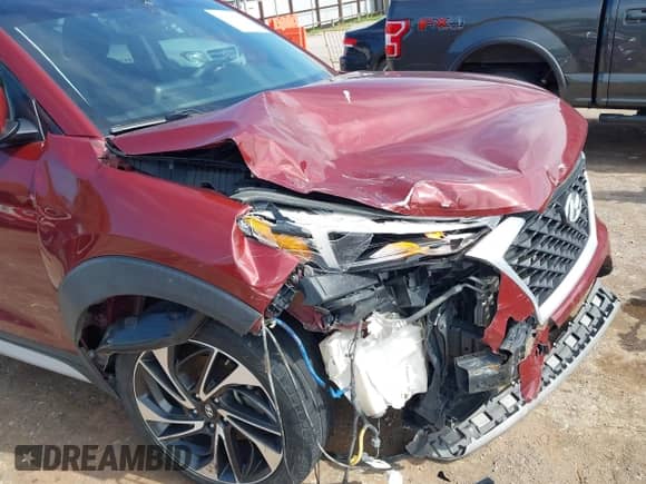 2019 Hyundai Tucson SEL with VIN KM8J33AL2KU009716, listed as a IAAI auction lot 42635892 with 70,135 mi miles and . Bid and sale history available at DreamBid. Image 6.