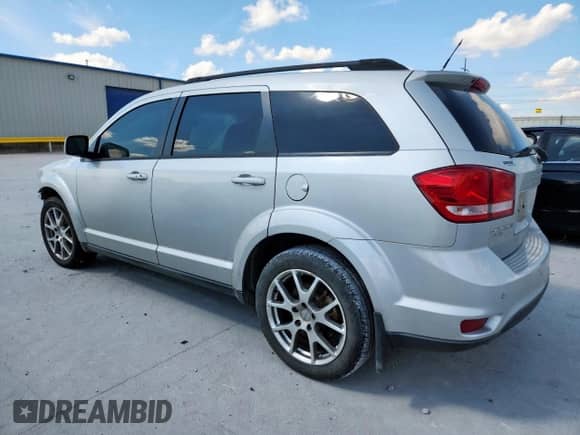 2014 Dodge Journey R/T with VIN 3C4PDDEG9ET105114, listed as a Copart auction lot 81492945 with 152,584 mi miles and Clean title. Bid and sale history available at DreamBid. Image 2.