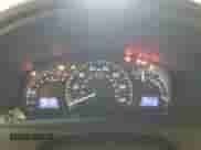 2013 Toyota Camry LE z VIN 4T4BF1FK1DR327013, wystawiony jako Copart lot #71977645 z przebiegiem 107 214 mil mil oraz Szkoda całkowita • Salvage title. Historia ofert i sprzedaży dostępna na DreamBid. Obrazek 9.