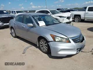 2012 Honda Accord LX z VIN 1HGCP2F39CA222462, wystawiony jako IAAI lot #43382705 z przebiegiem 222 621 mil mil oraz . Historia ofert i sprzedaży dostępna na DreamBid. Obrazek 1.