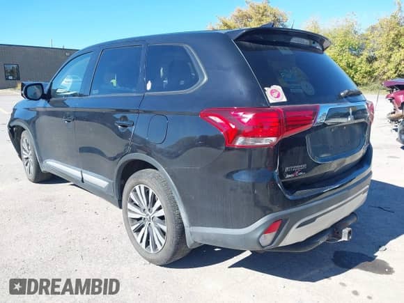 2019 Mitsubishi Outlander ES с VIN JA4AZ3A33KZ003150, выставлен на аукционе IAAI как лот 43463630 с пробегом 70 280 миль миль и . История ставок и продаж доступна на DreamBid. Изображение 3.
