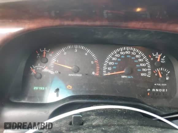 2000 Dodge 1500 с VIN 1B7HC13Z8YJ102095, выставлен на аукционе Copart как лот 57839855 с пробегом 207 931 миль миль и Списание • Salvage title. История ставок и продаж доступна на DreamBid. Изображение 9.
