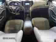 2015 Hyundai Santa Fe с VIN 5XYZT3LB2FG270489, выставлен на аукционе Copart как лот 81006145 с пробегом 70 904 миль миль и Списание • Salvage title. История ставок и продаж доступна на DreamBid. Изображение 8.