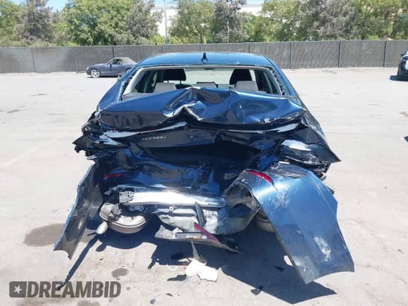 2024 Honda Accord EX z VIN 1HGCY1F33RA010270, wystawiony jako IAAI lot #42887898 z przebiegiem 18 554 mil mil oraz . Historia ofert i sprzedaży dostępna na DreamBid. Obrazek 17.