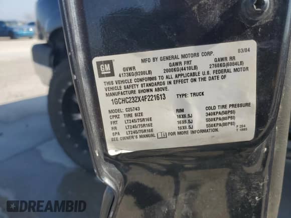 2004 Chevrolet Silverado 2500HD LS с VIN 1GCHC232X4F221613, выставлен на аукционе Copart как лот 44332165 с пробегом 213 557 миль миль и Чистый • Clean title. История ставок и продаж доступна на DreamBid. Изображение 12.