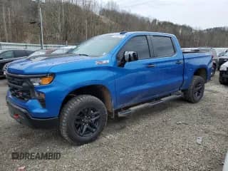 2023 Chevrolet Silverado 1500 Custom Trail Boss с VIN 3GCPDCEK2PG337953, выставлен на аукционе Copart как лот 47982955 с пробегом 21 010 миль миль и Списание • Salvage title. История ставок и продаж доступна на DreamBid. Изображение 1.