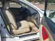 2007 Lexus ES 330 z VIN JTHBJ46G672061559, wystawiony jako IAAI lot #43219893 z przebiegiem 163 586 mil mil oraz . Historia ofert i sprzedaży dostępna na DreamBid. Obrazek 5.