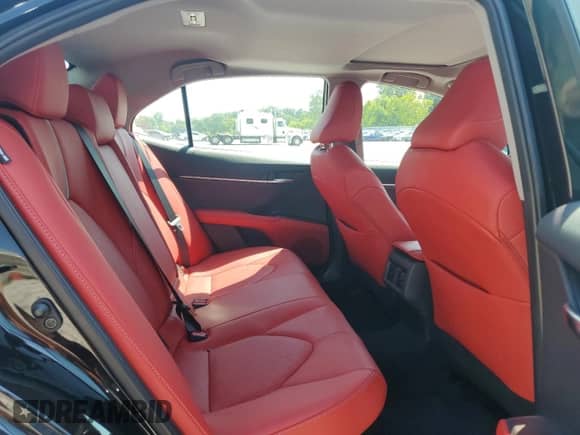 2023 Toyota Camry Hybrid XSE с VIN 4T1K31AK8PU608496, выставлен на аукционе Copart как лот 65897805 с пробегом 37 445 миль миль и Списание • Salvage title. История ставок и продаж доступна на DreamBid. Изображение 10.