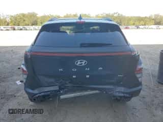 2024 Hyundai Kona Limited with VIN KM8HE3A36RU114620, listed as a Copart auction lot 75341884 with 8,561 mi miles and Non repairable. Bid and sale history available at DreamBid. Image 6.