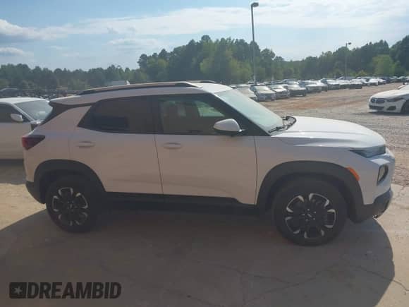 2023 Chevrolet TrailBlazer LT with VIN KL79MRSL9PB032545, listed as a IAAI auction lot 43046591 with 112,042 mi miles and . Bid and sale history available at DreamBid. Image 13.