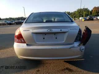 2006 Hyundai Elantra GLS с VIN KMHDN46D86U370579, выставлен на аукционе Copart как лот 71595134 с пробегом 163 393 миль миль и Списание • Salvage title. История ставок и продаж доступна на DreamBid. Изображение 6.