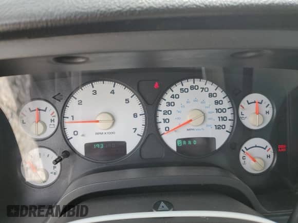 2002 Dodge 1500 с VIN 1D7HU16N62J180751, выставлен на аукционе Copart как лот 52182985 с пробегом 193 190 миль миль и Списание • Salvage title. История ставок и продаж доступна на DreamBid. Изображение 10.