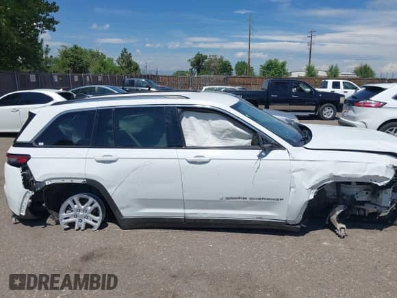 2023 Jeep Grand Cherokee Altitude с VIN 1C4RJHAG6PC514510, выставлен на аукционе IAAI как лот 42764139 с пробегом Не указан миль и . История ставок и продаж доступна на DreamBid. Изображение 14.