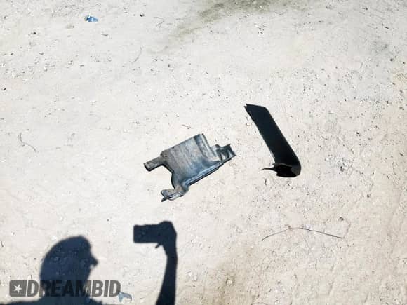 2013 Land Rover Range Rover Sport HSE Lux с VIN SALSK2D47DA793964, выставлен на аукционе Copart как лот 71037905 с пробегом 101 713 миль миль и Чистый • Clean title. История ставок и продаж доступна на DreamBid. Изображение 13.