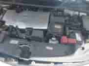 2018 Toyota Prius Plus z VIN JTDKARFP5J3070415, wystawiony jako IAAI lot #42701325 z przebiegiem 77 529 mil mil oraz . Historia ofert i sprzedaży dostępna na DreamBid. Obrazek 10.