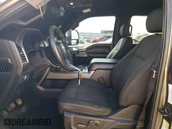 2016 Ford F-150 XLT с VIN 1FTEW1EF6GKE45915, выставлен на аукционе Copart как лот 81803515 с пробегом 111 045 миль миль и Списание • Salvage title. История ставок и продаж доступна на DreamBid. Изображение 7.