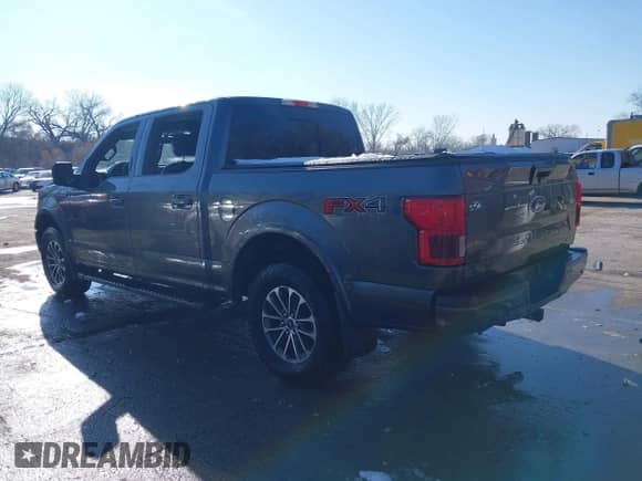 2018 Ford F-150 XL z VIN 1FTEW1EP9JFE28146, wystawiony jako IAAI lot #40939761 z przebiegiem 89 727 mil mil oraz . Historia ofert i sprzedaży dostępna na DreamBid. Obrazek 3.