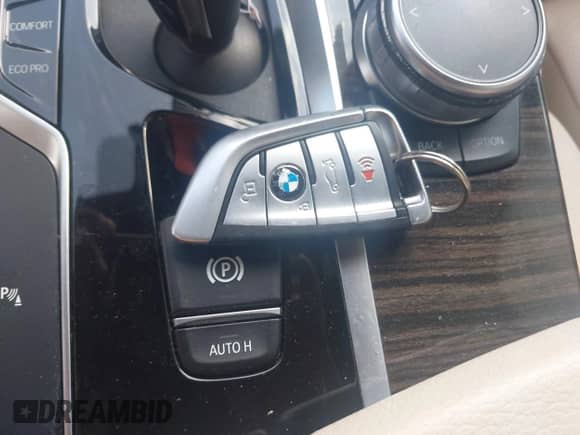 2019 BMW 5 Series 530i with VIN WBAJA5C51KBX88068, listed as a IAAI auction lot 42758238 with Not provided miles and . Bid and sale history available at DreamBid. Image 11.