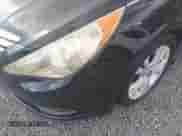 2011 Hyundai Sonata SE с VIN 5NPEC4AC1BH007848, выставлен на аукционе IAAI как лот 43401851 с пробегом 141 827 миль миль и . История ставок и продаж доступна на DreamBid. Изображение 6.