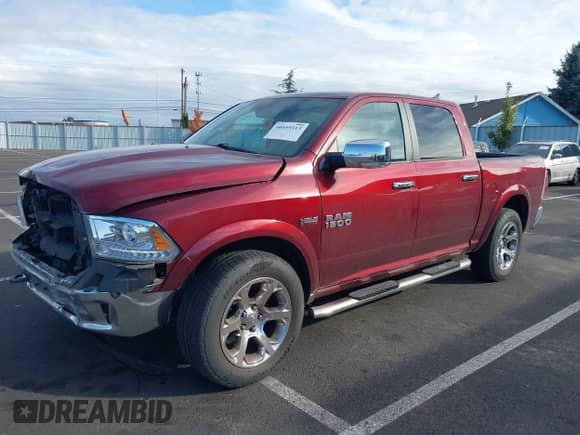 2016 Ram 1500 Laramie z VIN 1C6RR7NT2GS380182, wystawiony jako IAAI lot #40559313 z przebiegiem 84 182 mil mil oraz . Historia ofert i sprzedaży dostępna na DreamBid. Obrazek 18.