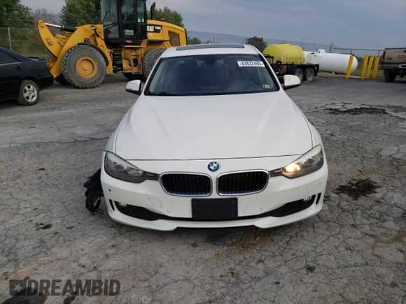 2014 BMW 3 Series 328d xDrive с VIN WBA3D5C56EKX96610, выставлен на аукционе Copart как лот 83832465 с пробегом 147 160 миль миль и Списание • Salvage title. История ставок и продаж доступна на DreamBid. Изображение 5.