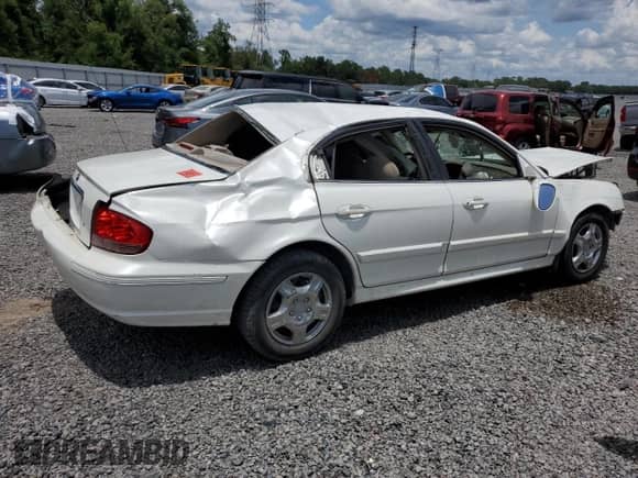 2005 Hyundai Sonata GL с VIN KMHWF25H35A207658, выставлен на аукционе Copart как лот 62352235 с пробегом 192 880 миль миль и Списание • Salvage title. История ставок и продаж доступна на DreamBid. Изображение 3.