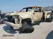 2021 Chevrolet Silverado 3500HD High Country z VIN 1GC4YVEY5MF267708, wystawiony jako Copart lot #60199365 z przebiegiem Nie podano mil oraz Nie do naprawy • Non repairable. Historia ofert i sprzedaży dostępna na DreamBid. Obrazek 1.