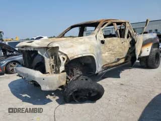 2021 Chevrolet Silverado 3500HD High Country with VIN 1GC4YVEY5MF267708, listed as a Copart auction lot 60199365 with Not provided miles and Non repairable. Bid and sale history available at DreamBid. Image 1.