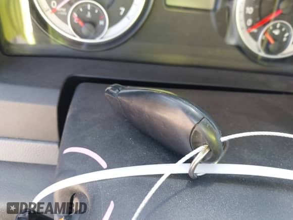 2014 Ram 1500 Express z VIN 3C6JR6AT8EG127188, wystawiony jako IAAI lot #41658879 z przebiegiem 93 431 mil mil oraz . Historia ofert i sprzedaży dostępna na DreamBid. Obrazek 11.