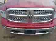 2014 Ram 1500 Laramie z VIN 1C6RR7VM5ES297951, wystawiony jako IAAI lot #42361374 z przebiegiem 210 193 mil mil oraz . Historia ofert i sprzedaży dostępna na DreamBid. Obrazek 6.