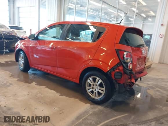 2012 Chevrolet Sonic LT с VIN 1G1JD6SB1C4230890, выставлен на аукционе IAAI как лот 41265634 с пробегом 161 886 миль миль и . История ставок и продаж доступна на DreamBid. Изображение 3.