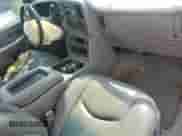 2004 GMC Sierra 1500 SLE z VIN 2GTEC19T041140477, wystawiony jako Copart lot #70844745 z przebiegiem Nie podano mil oraz Szkoda całkowita • Salvage title. Historia ofert i sprzedaży dostępna na DreamBid. Obrazek 8.