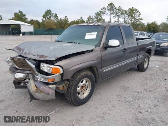 2000 GMC Sierra 1500 SLE with VIN 1GTEC19T8YZ178066, listed as a IAAI auction lot 41430666 with 152,459 mi miles and . Bid and sale history available at DreamBid. Image 2.