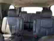 2005 Chevrolet Tahoe Commercial с VIN 1GNEK13Z25J224427, выставлен на аукционе Copart как лот 62131384 с пробегом 371 228 миль миль и Списание • Salvage title. История ставок и продаж доступна на DreamBid. Изображение 10.